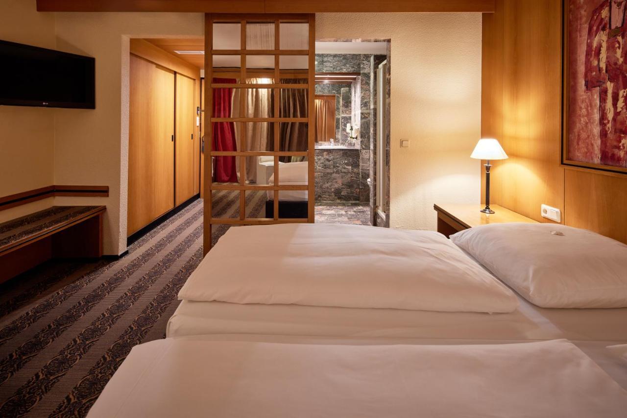 Hotel Gladbeck van der Valk Exteriör bild